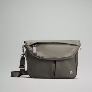 New lululemon all night festival bag 5L grey sage